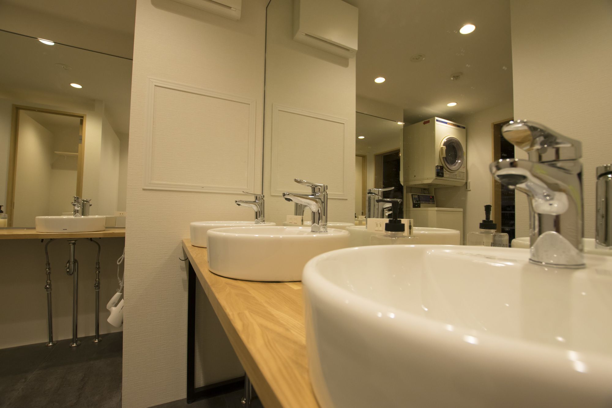 Hiromas Hostel In Akihabara Токио Екстериор снимка